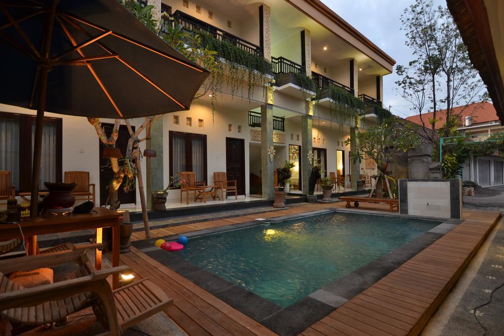 Pujihouse One Appartement Legian Buitenkant foto